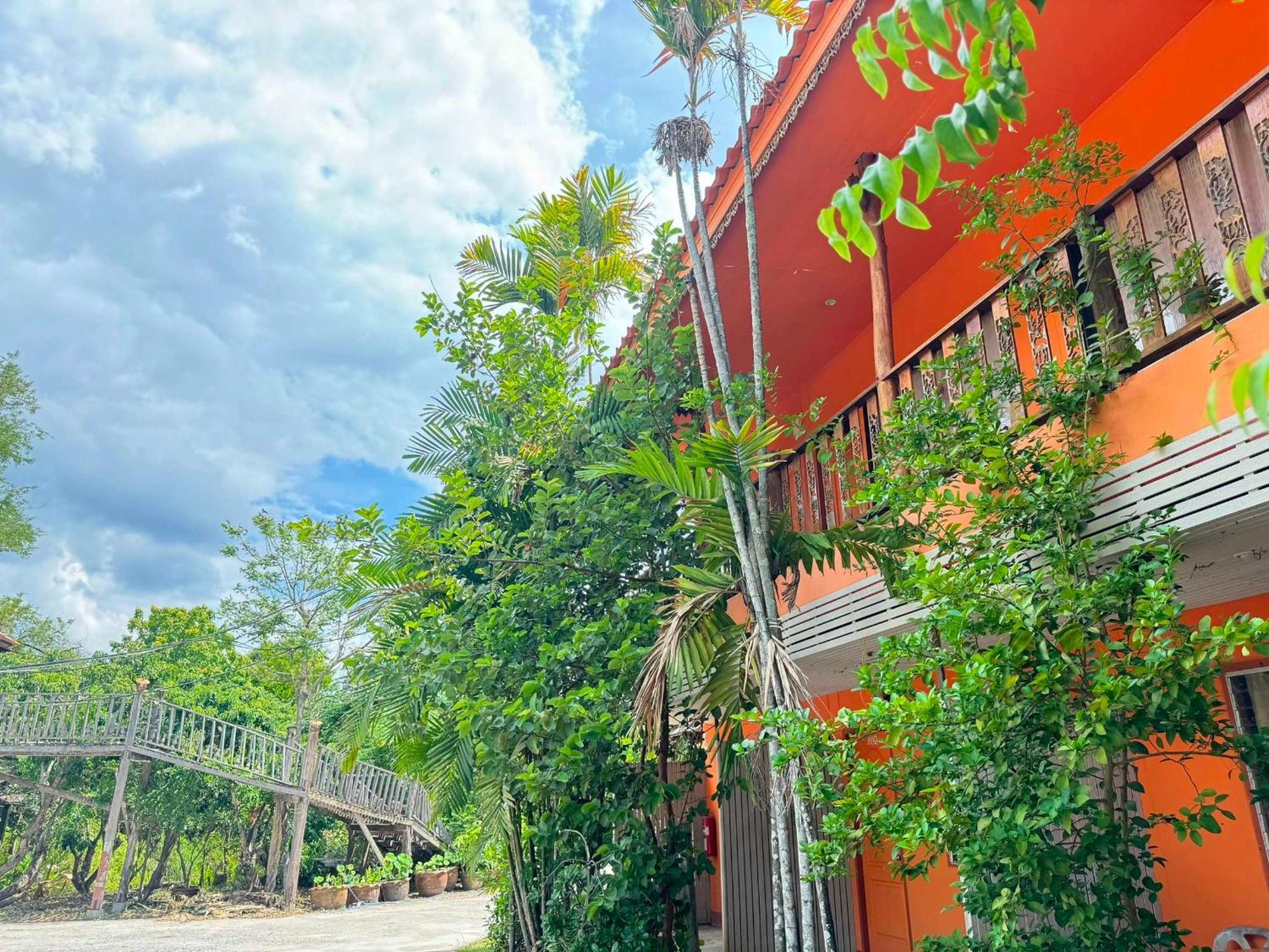 Honeyland Resort Chiang Mai Exterior photo